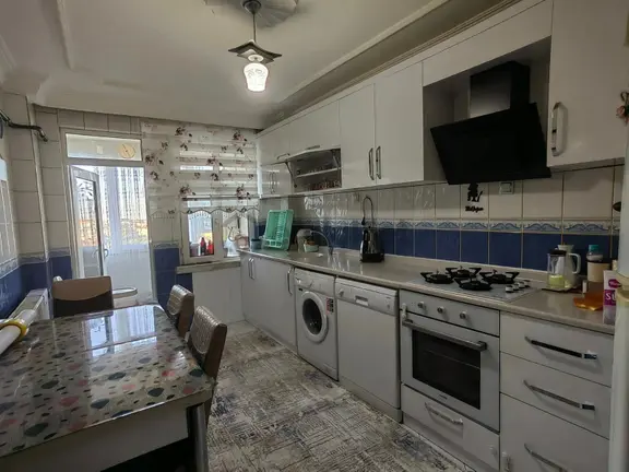 Akçay Emlak'tan Akşehir Stadyum Yanında Asansörlü Doğalgazlı Satılık 3+1 Daire 1