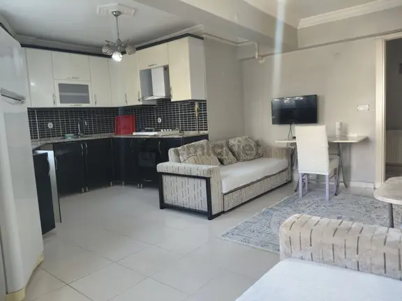 Ecf Emlak'tan 2+1 Eşyalı Kiralık Daire Mithatpaşa Mah. 2