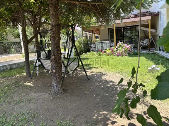 Kuşadası Bölgesinin En Ucuz Yazlığı Denize 300m Yakınlıkta 2
