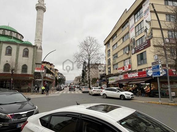 Derince 60 Evler Çarşı Merkez 3+1 Satılık Arakat Daire 1