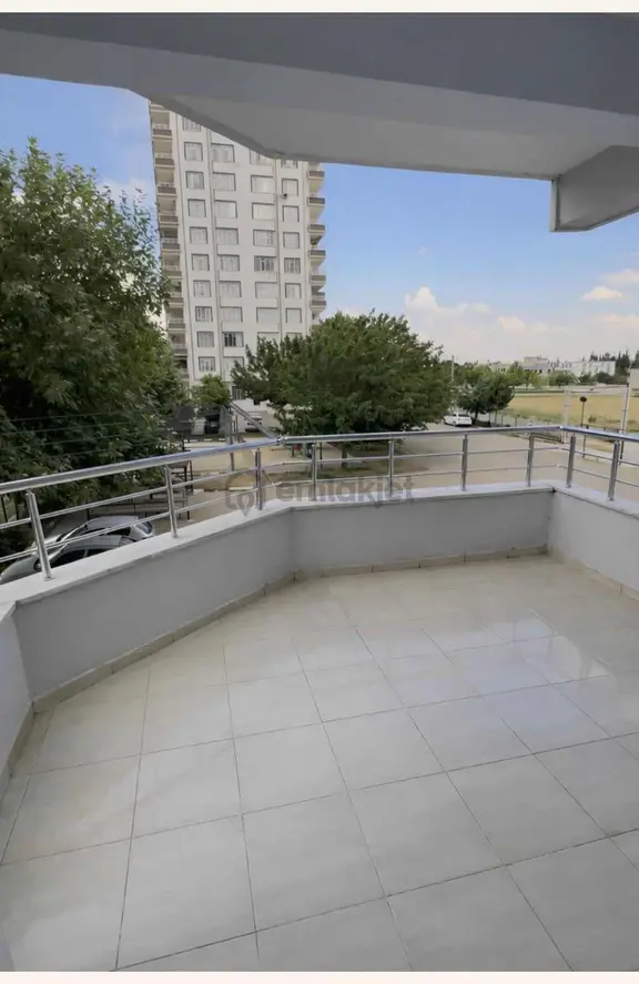 Şanlıurfa - Mardin Yolu Üzeinde Satılık 2+1 Daire 2
