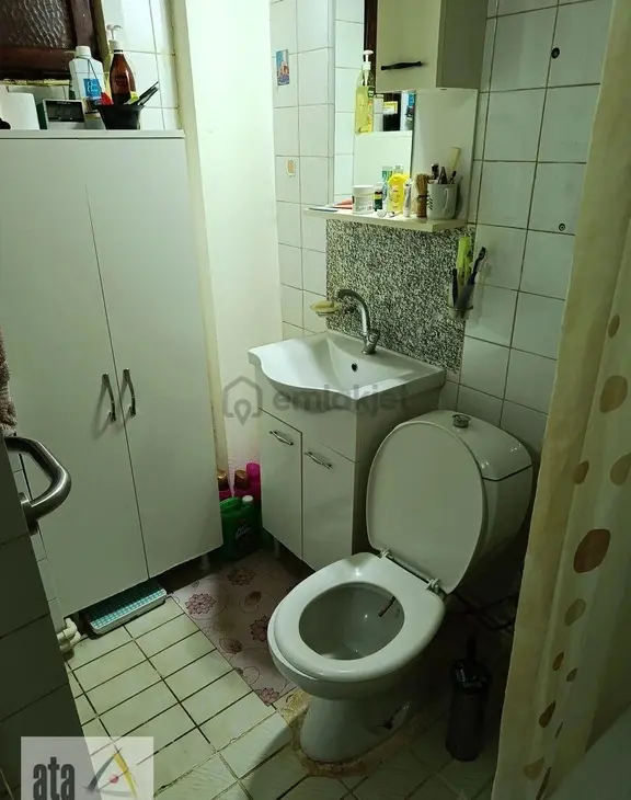 Gop Çiçekdağı Sok.da 3+1+kiler Bahçe Katı Kombili 2