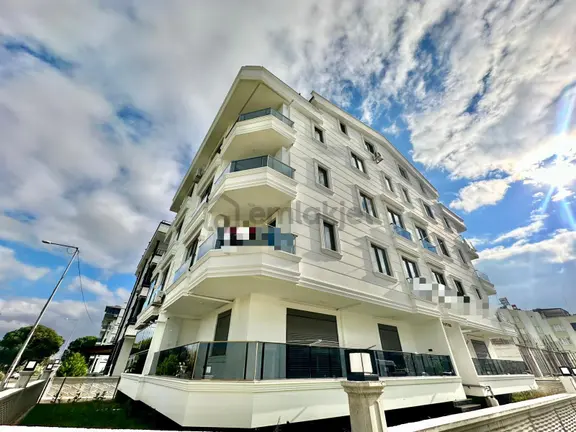 ⭐ay Emlak'tan⭐akçay'da Ön Cephe Arakat Satılık 2+1 Ultra Lüks Daire 1