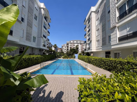 Hurma Lavanta Evlerinde Havuz Manzaralı Ara Kat 2+1 1