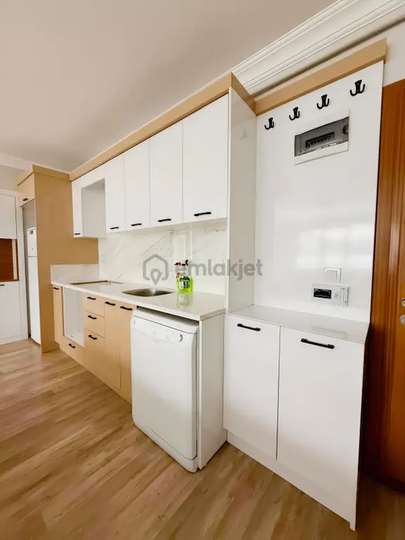 Kalkınma Mevkinde 120 M2 2+1 Eşyalı Satılık Daire 1