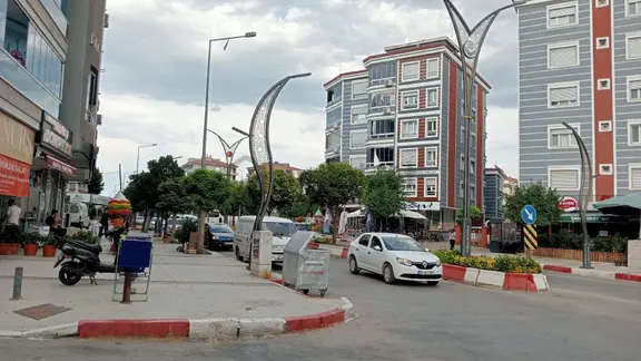 Alpkent Mah Saat Kulesi Karşısında 3+1.115m2 Ara Kat Daire Satılıktır 2