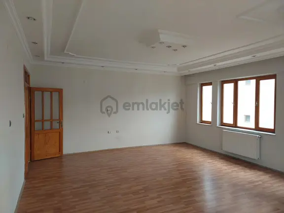 Erkan Emlaktan Fahri Kayahan Girişinde Kiralık 3+1 Daire 2