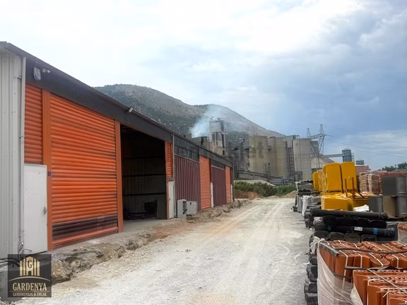 Söke Organize Bölgesinde 255 M2 Depo Dükkan 2