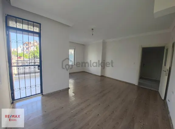 Kültür'de Yüksek Giriş Satılık Fırsat 2+1 Daire 2