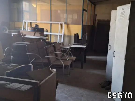 Esgyo'dan Emko Sanayii Sitesinde Satılık İş Yeri 2