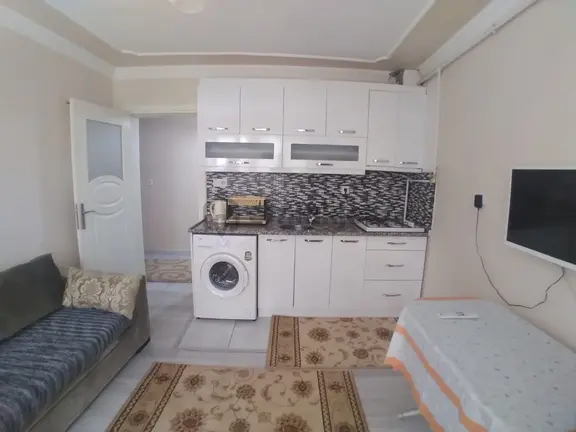 Ender Uysal Gayrimenkulden Kınıklı Mahallesin De Foruma Yakın Kiralık 1+1 Eşyalı Apart... 1