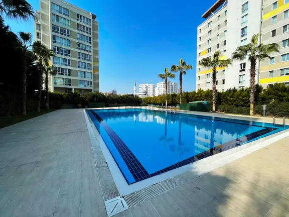 Kent Plus New Port 1.kat Mobilyalı Beyaz Eşyalı 63m2 Satılık 1+1 1