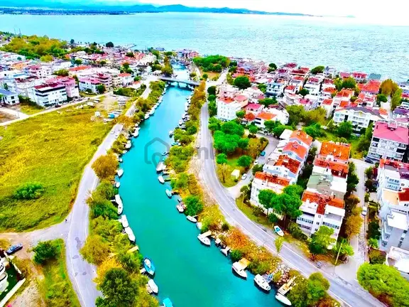𝄞melodi'den İkizçay'da Ön Cephe Ara Kat Denize 300mt Ayrı Mutfaklı 2+1 Daire 2