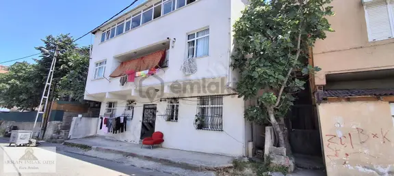 Gülsuyu'nda 233 M2 Arsa İçinde 3 Katlı Bina 2