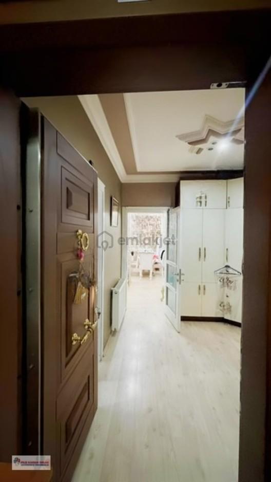 Filiz Emlaktan Bağcılar Meydanda Ful Eşyalı 4+1 160m2 Kiralık 1