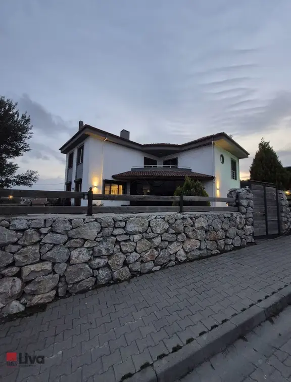 Rw Liva Dan Kabaklı Da Satılık Villa. 2
