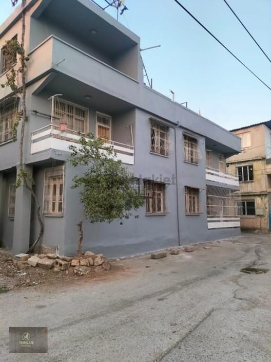 Yeşil Evler Cuma Pazarı Bitişigi 2/5 Katli Her Kat 3+1 120 M2 2