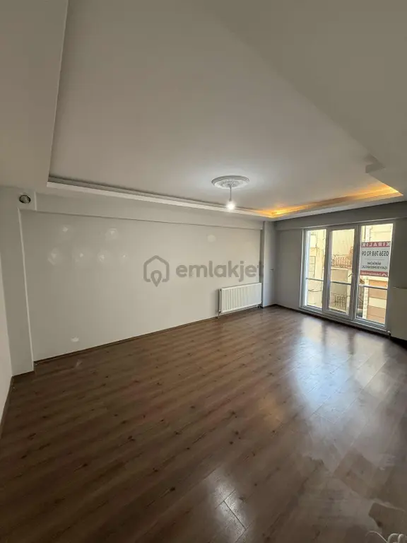 Şehir Merkezinde 2+1 110 M2 Kiralık Daire 1