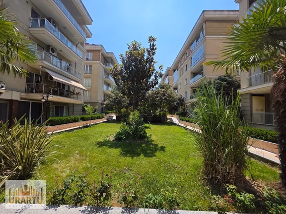 Bahçelievler Yaseminkonakları 2 Satılık 3+1 Peyzaj Cephe Daire 1