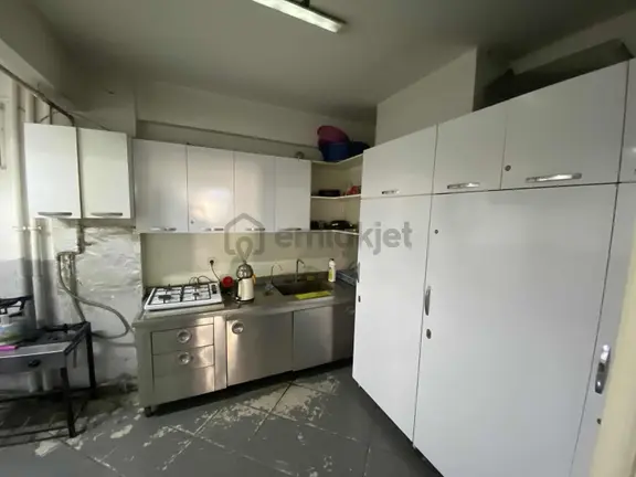 Uzunoğlu Emlak Tan Sanayi Bölgesin De 400 M2 Kullanımlı İşyeri 2