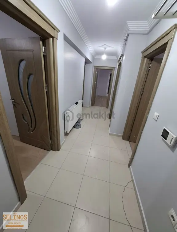 Bergama Merkezde Ara Kat 3+1 Daire 2