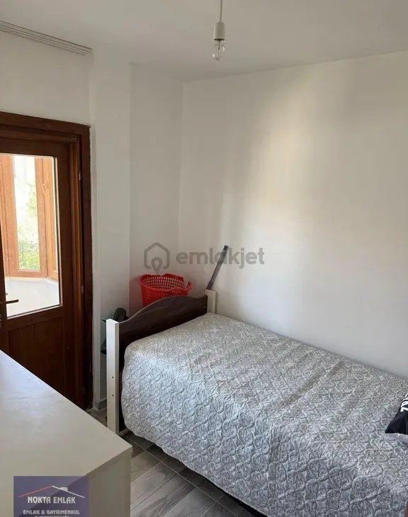 Nokta Emlak | Kalanora Sitesi Boğaz / Köprü Manzaralı 2+1 2