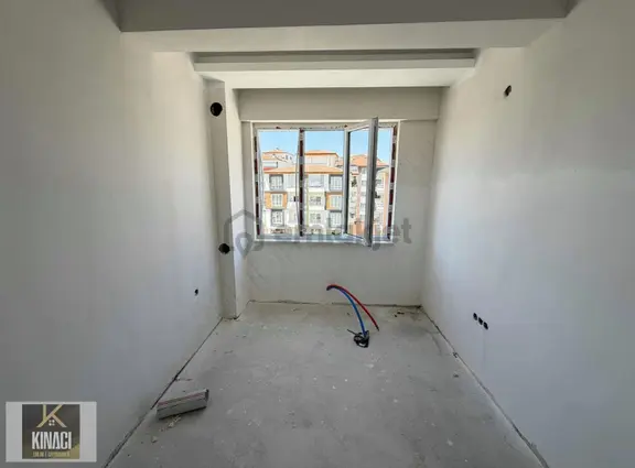 Tugay Kınacı'dan Çöşnük De Satılık 1+1 Sıfır Daire 2
