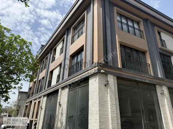 Kemerburgaz'da Merkezi Konumda Kiralık 3+1 Çatı Dubleks 1