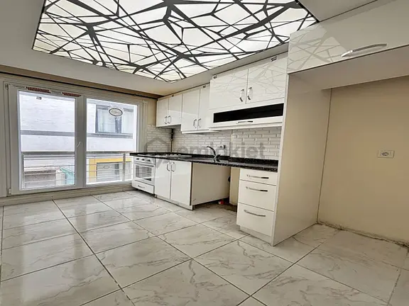 Cadde34 Yapı'dan Merkez Mahallesinde Sıfır %90 Krediye Uygun Satılık Arakat 2+1 Daire!! 1