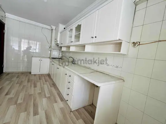 Halil Rıfat Cadde Yakını 3+1 Tarihi Asansör Yakını Satılık Daire 2