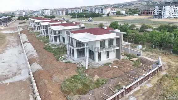 [ema]ataşehır'de Modern Mimarili Satılık Lüks Vıllalar 1