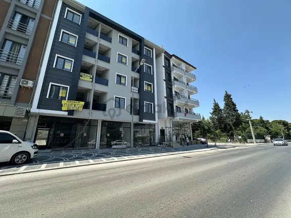 Soma Cad. Üzeri Fakülte Yanı Sıfır 1+1 Daire 2