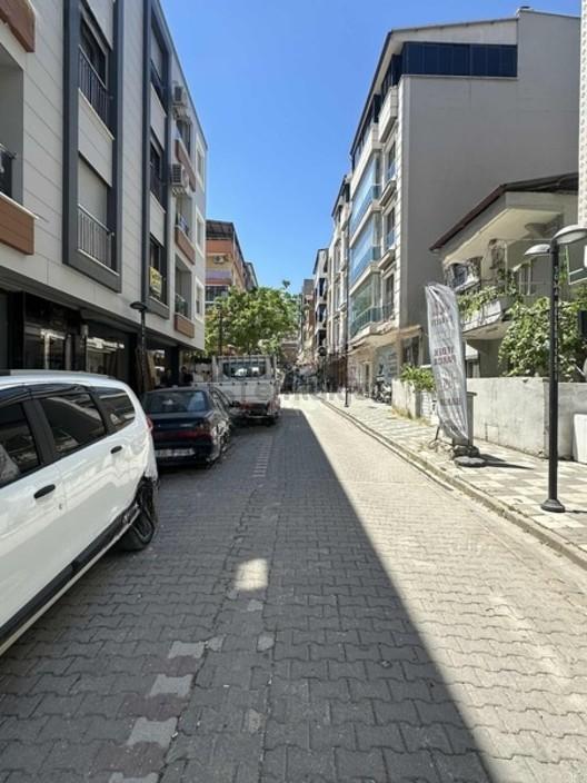 Garanti Bankası Arasında Çift Dükkan Yeni Bina Kurumsala 2