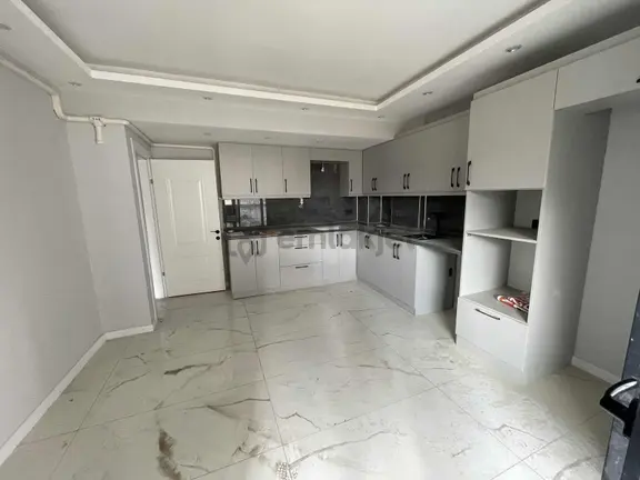Salihli Namıkkemal Mahallesinde Satılık 3+1 Daire 1