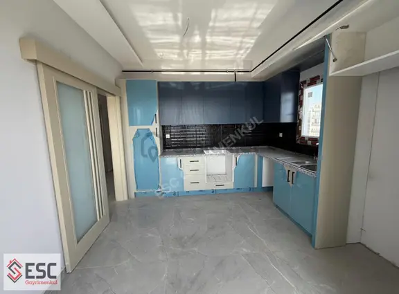 Esc'den Davultepe'de Tek Blok Site İçi Geniş 2.5+1daire Esc2511a 2
