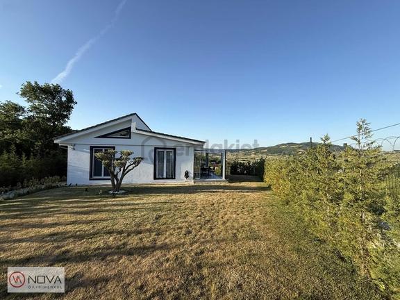 Sevindikli Cumaköy Merkezde 1041 Metre Arsa+villa 5+1 1