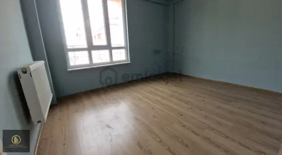 Anadolu Üniversitesi Yanında Ön Cephe 1+1 Daire 1
