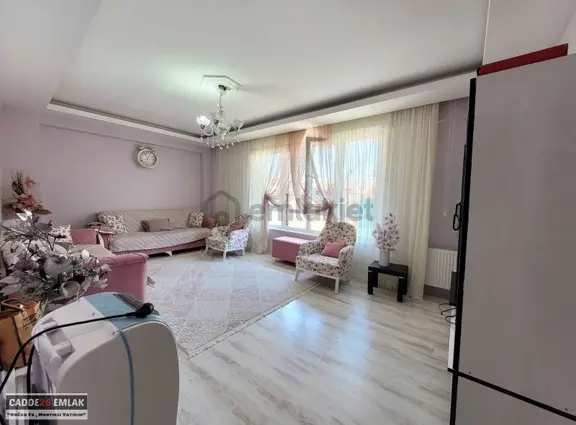 Cadde26 Dan Emek Mahallesinde Sarılık 3+1 Daire 1