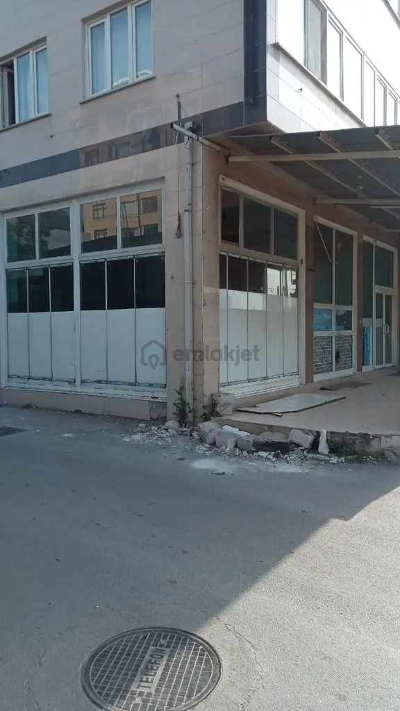 Ankara Caddesinde Kiralık İşyeri 1