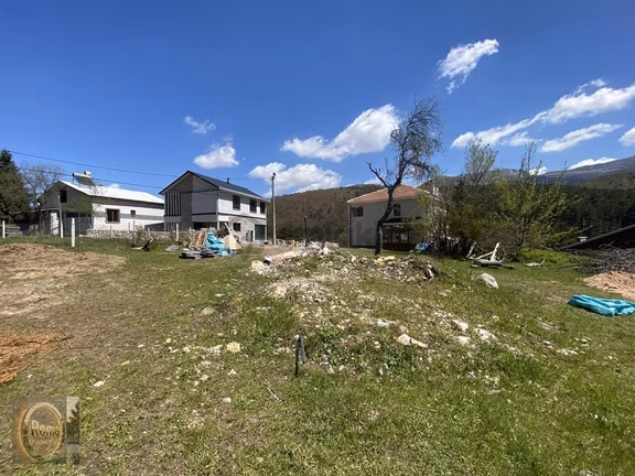Roma 'dan Boğazova 'da Satılık Villa Arsası 2