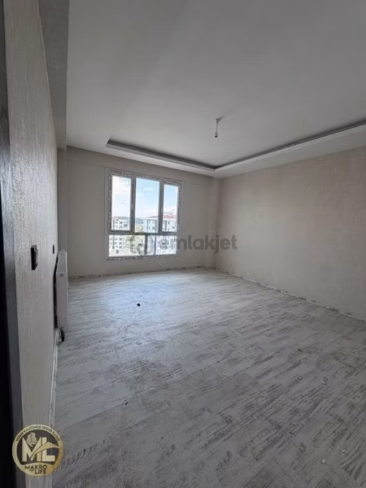 Silvan Yolu Dönümlü Mah 3+1 Sıfır Daire 1