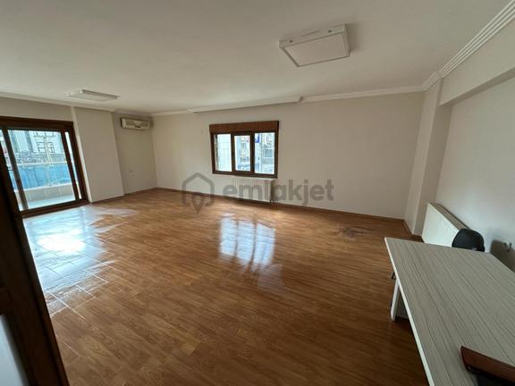 Mansuroğlunda Folkart Yakını 4+1 Kiralık Ofis/daire 2