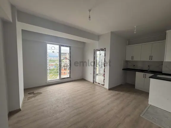 Cumhuriyet Mah. Kiralık 2+1 Modern Ve Ferah Daire 2