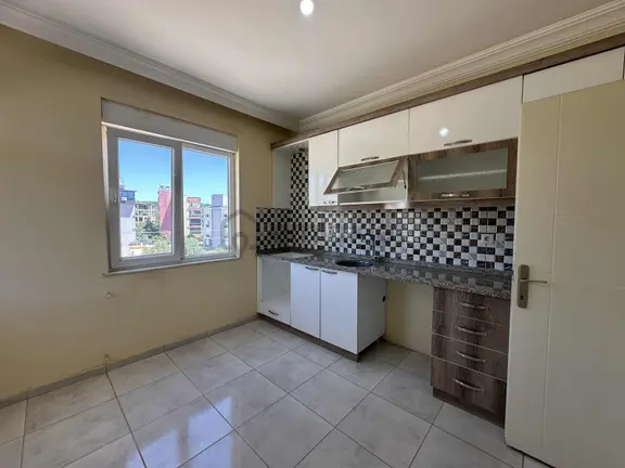 Aydoğmuş'ta_2+1 110m2_arakat Geniş Kiralık Daire 2
