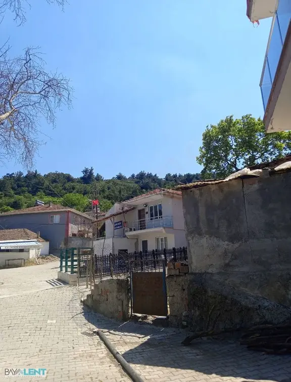 Altıeylül Çamköy De Elektrik Ve Kuyusu İçinde Satılık Tarla 1