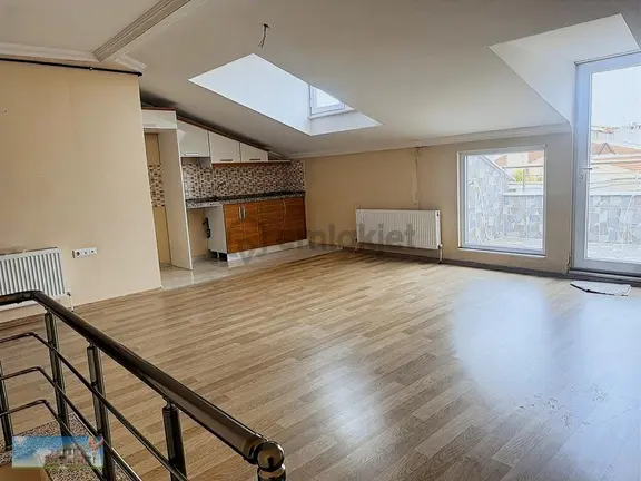 Barış'tan Tepeüstü Merkezde 225 M2 Kocaman Dubleks (otoparklı) 1