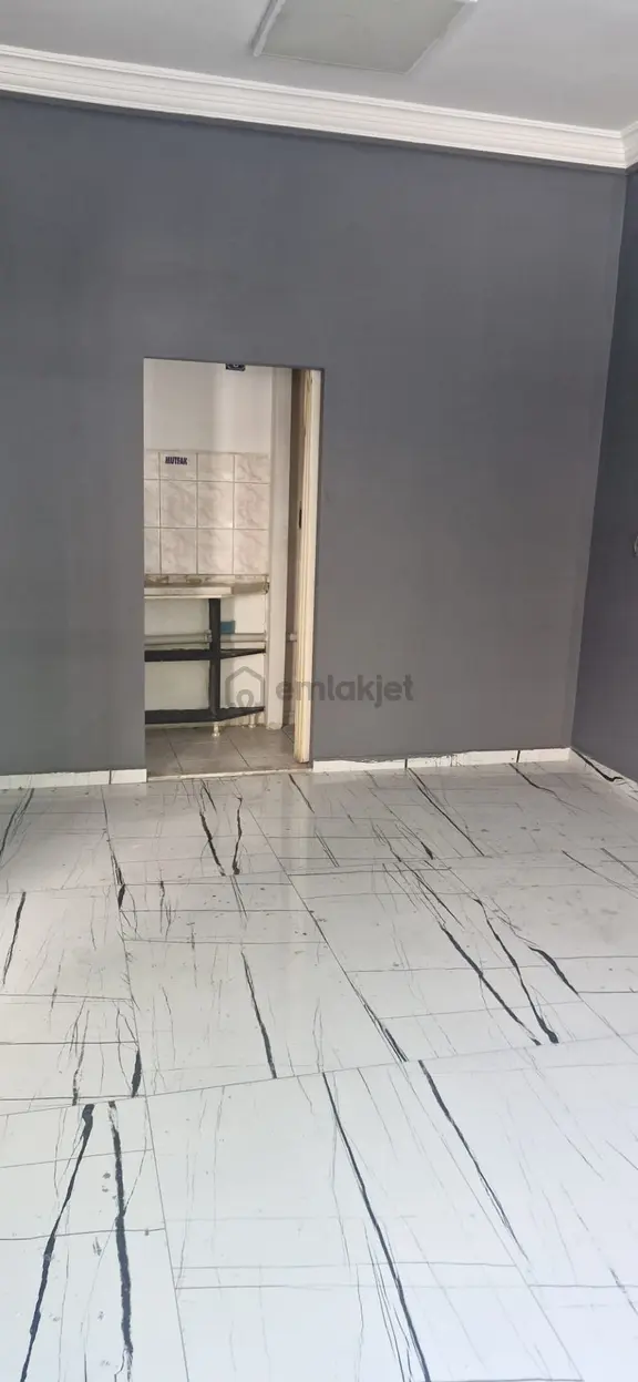 Hükümet Cadde Yakını, 378. Sokakta Kiralık Dükkan 2