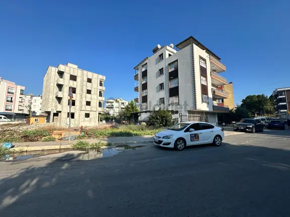 Aktif'ten Çağdaşkent'de Ticari+konut 424 M2 Satılık Arsa 1