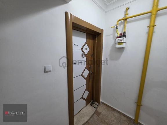 Rw Lıfe // Emek Mahallesi Site İçi Asansörlü Satılık 2+1 Daire 2