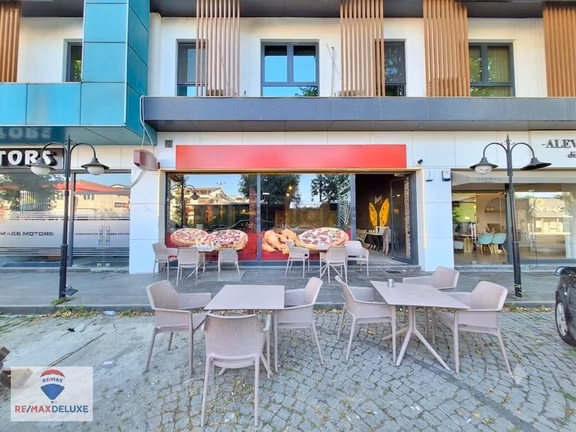 Başiskele Merkezi Konum 200 M2 Devren Kiralık Kurumsal Pizzacı 1